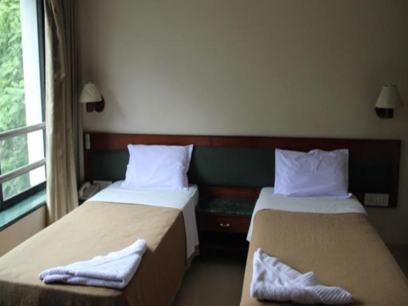 Fabhotel Lotus Koregaon Park Pune Exterior photo