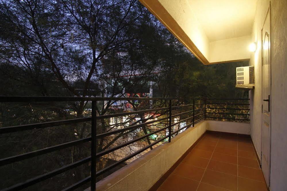Fabhotel Lotus Koregaon Park Pune Exterior photo