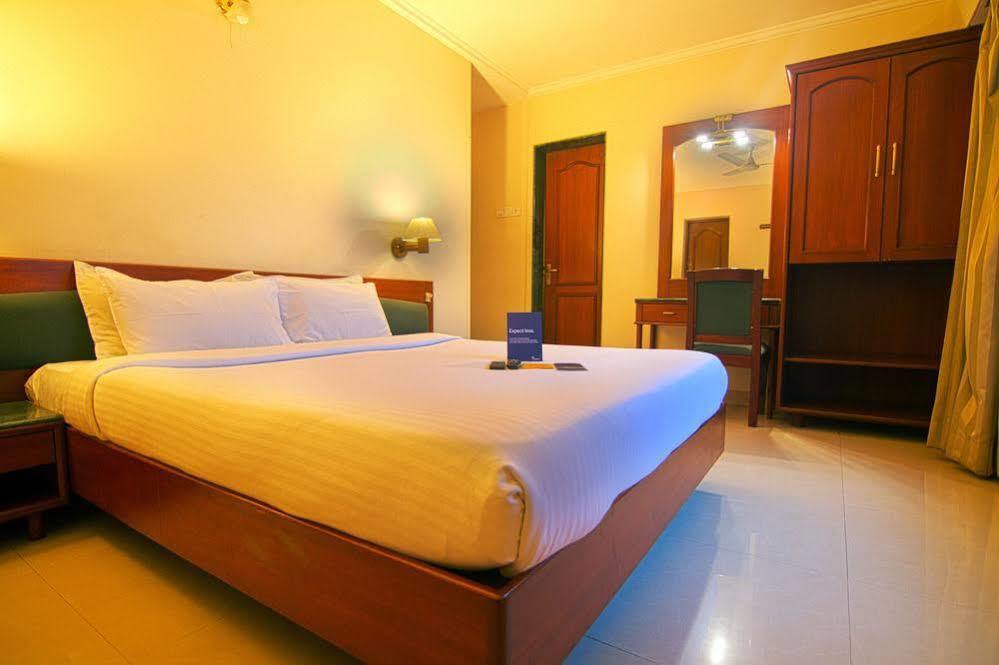 Fabhotel Lotus Koregaon Park Pune Exterior photo