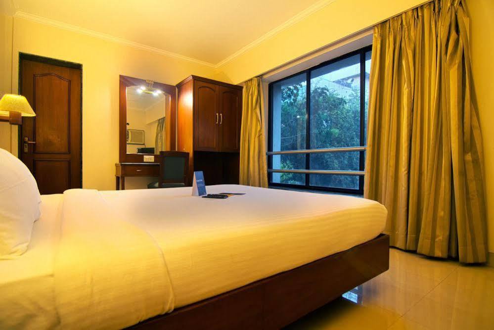 Fabhotel Lotus Koregaon Park Pune Exterior photo